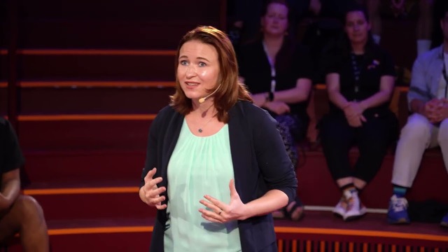 TEDx Talk von Elisabeth Rieder: Warum Beziehungen keinen Fahrplan brauchen